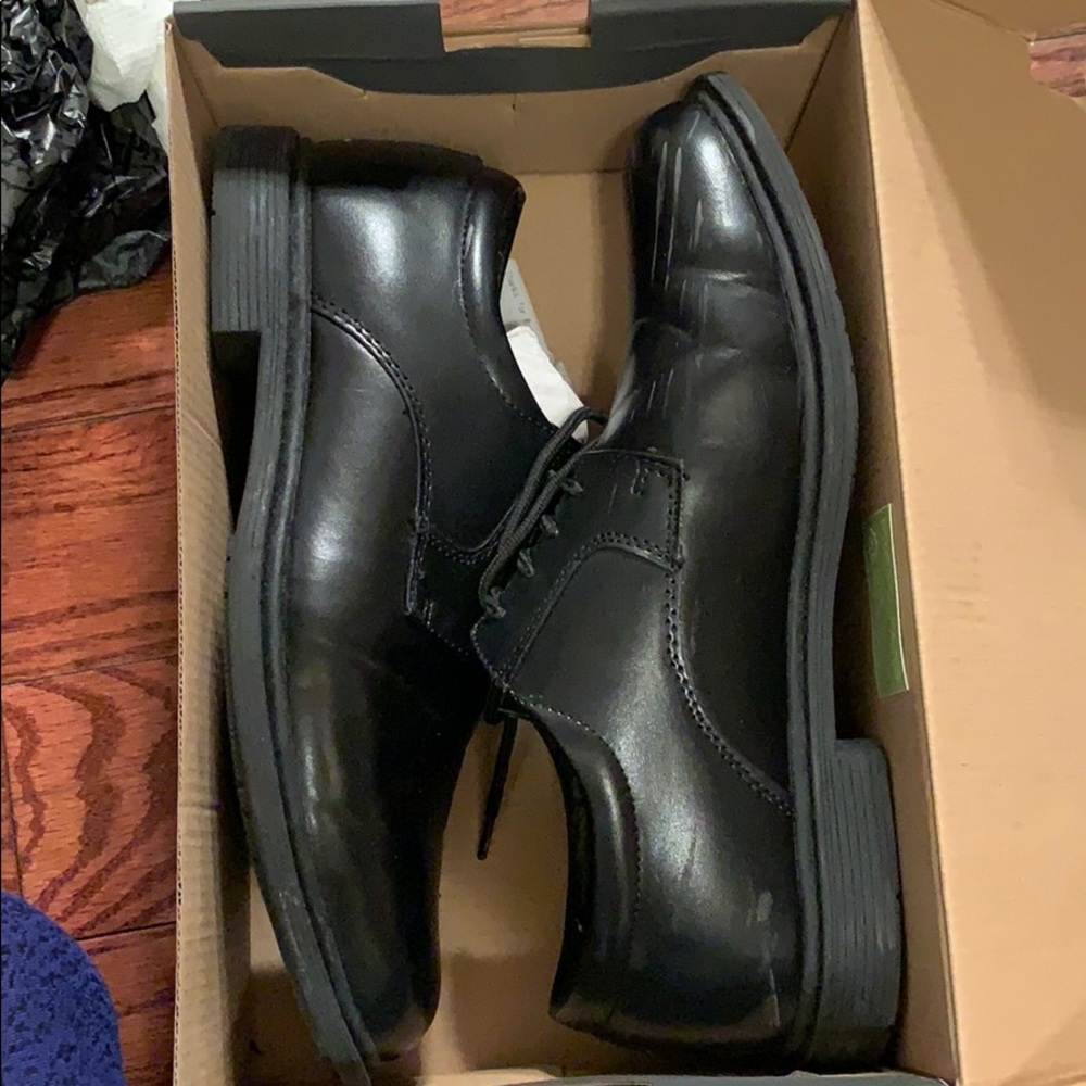 Boys dress shoes. Only worn once!!